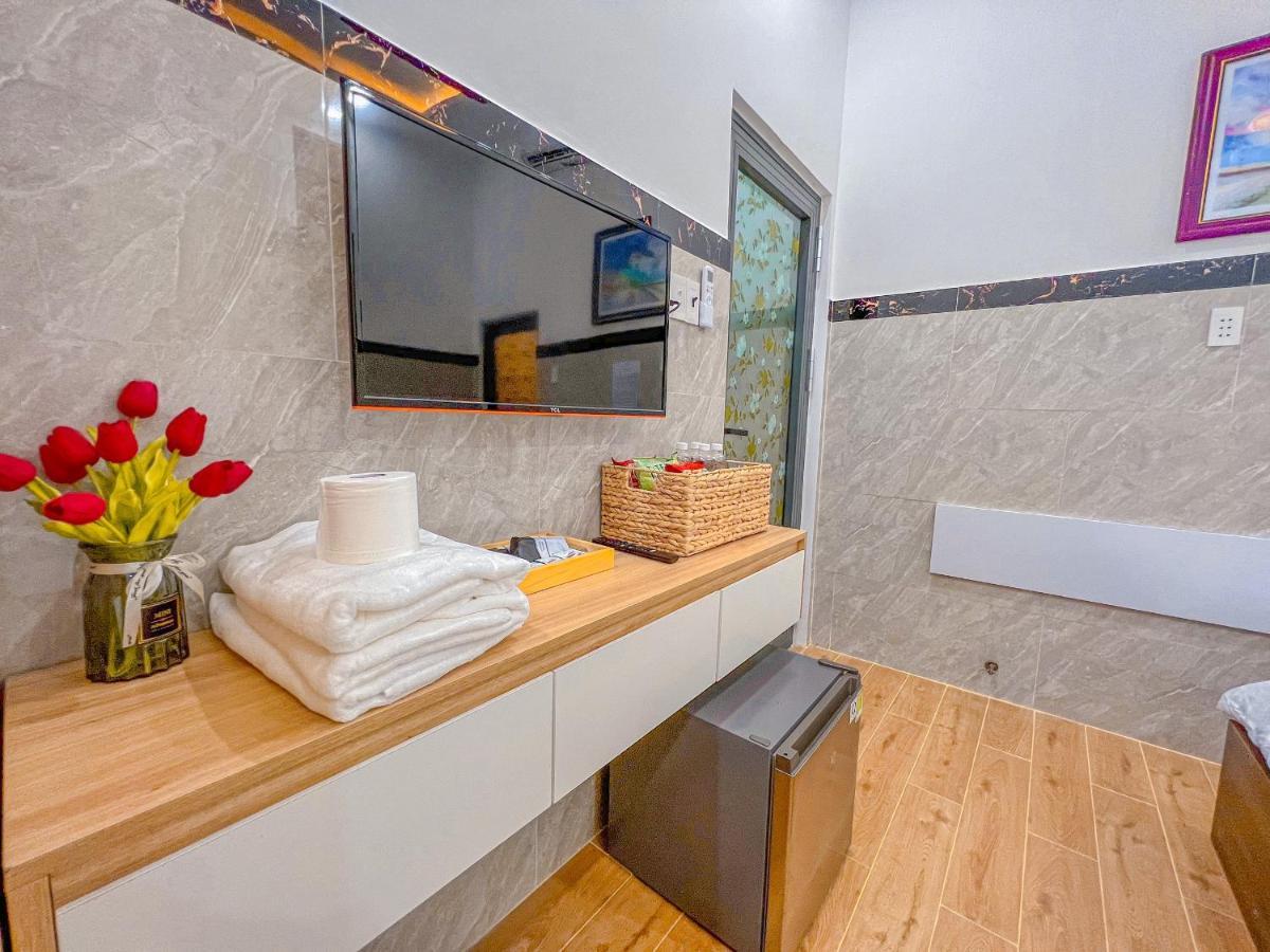 Homestay Qhome Chi Khu Co Ong Exteriör bild