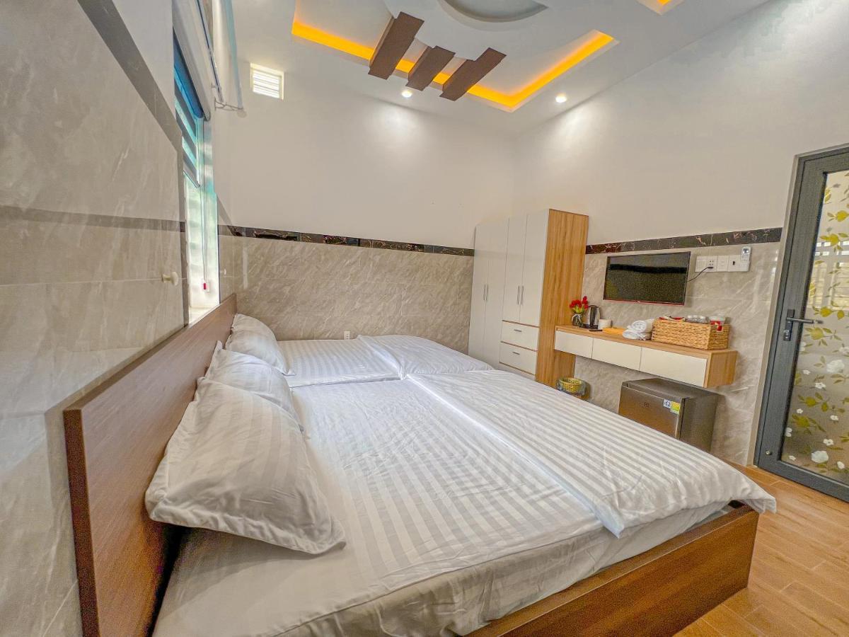 Homestay Qhome Chi Khu Co Ong Exteriör bild